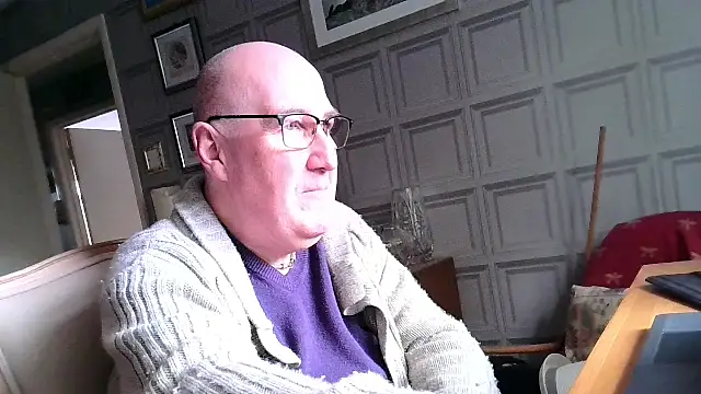 Adamdaddybear online show from March 11, 2:51 pm