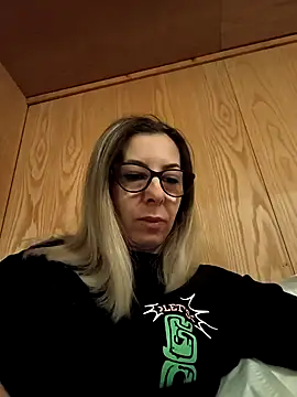 SukyGirl online show from January 10, 8:29 am