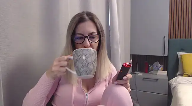 SukyGirl online show from January 19, 11:56 am