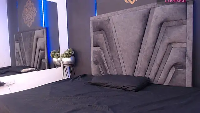 stefany bro online show from February 6, 11:43 am