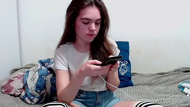 SallyMkn online show from February 5, 12:17 pm