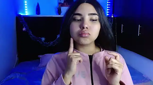 Snapshot of Miapeyton chatting on December 23, 3:44 pm Miapeyton online show from December 23, 3:44 pm