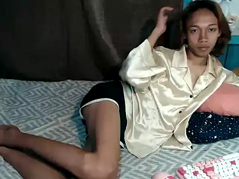 imtwinky online show from October 27, 3:49 pm