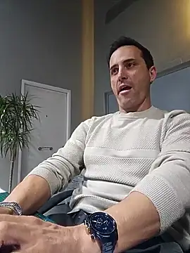 Snapshot of Lucas___81 chatting on January 13, 7:19 pm Lucas 81 online show from January 13, 7:19 pm