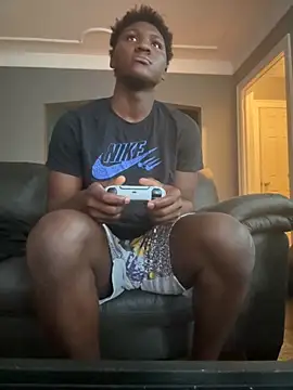 Snapshot of Festivitiesking1 chatting on October 18, 12:28 pm Festivitiesking1 online show from October 18, 12:28 pm