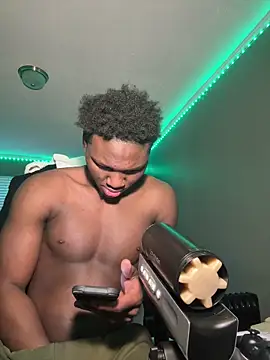 Festivitiesking1 online show from January 17, 1:38 pm