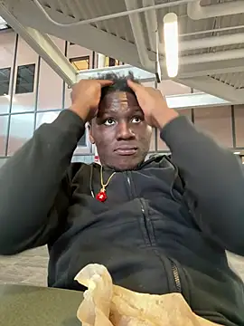 Festivitiesking1 online show from February 16, 5:31 pm