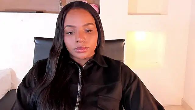 Snapshot of IvyBliss8 chatting on January 5, 12:21 pm IvyBliss8 online show from January 5, 12:21 pm