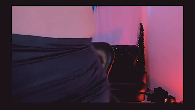 Agatha humidity online show from March 10, 7:29 pm