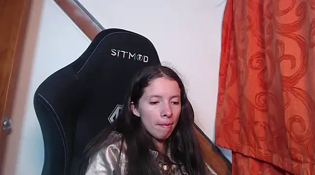 sweetdam12 online show from February 7, 9:15 pm