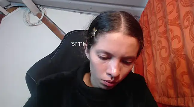 sweetdam12 online show from February 11, 8:10 pm