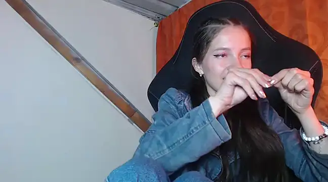 sweetdam12 online show from February 20, 11:32 pm