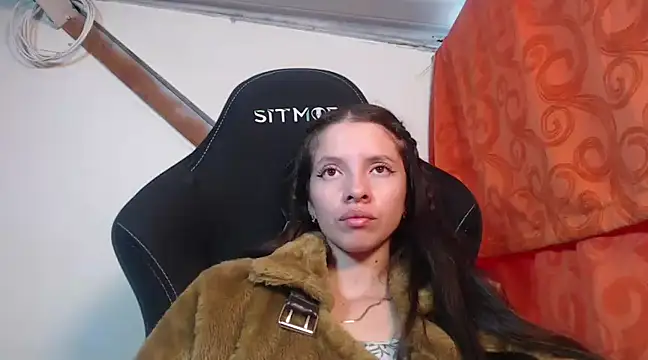 sweetdam12 online show from February 25, 7:14 pm