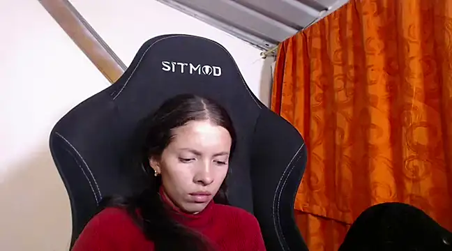 sweetdam12 online show from March 8, 11:18 pm