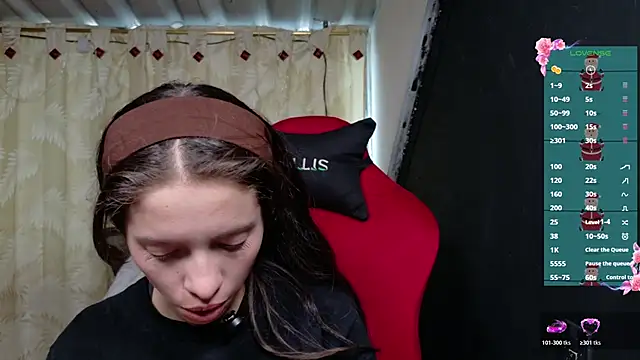 sweetdam12 online show from December 18, 6:14 pm