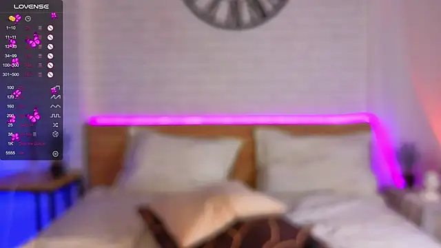 EvaLeester online show from February 16, 12:10 pm