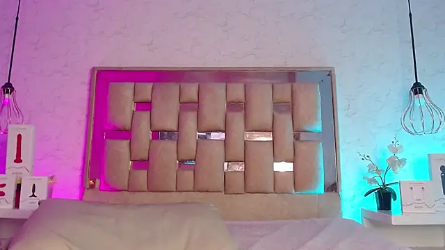 GigiVolkova online show from February 2, 10:49 pm