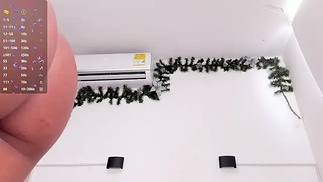 emma curlsss online show from December 19, 1:51 pm