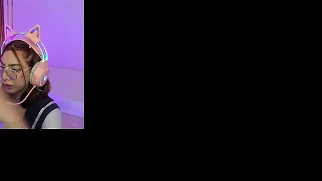 Snapshot of CamilaVegas_ chatting on May 11, 9:01 pm CamilaVegas online show from May 11, 9:01 pm