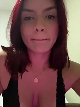 Snapshot of SabrinaVega chatting on January 12, 2:14 am SabrinaVega online show from January 12, 2:14 am