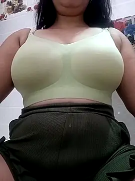 cute-mahek online show from October 28, 7:16 pm