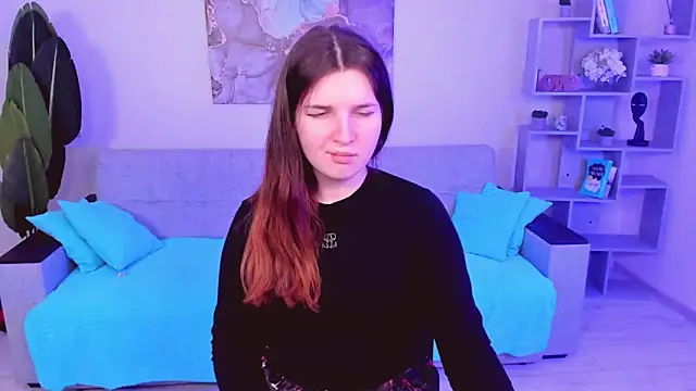 Snapshot of BonneyLove chatting on February 10, 9:15 pm BonneyLove online show from February 10, 9:15 pm