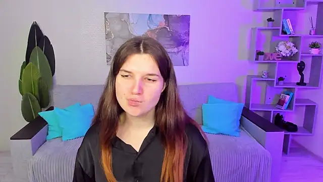 Snapshot of BonneyLove chatting on September 8, 5:34 pm BonneyLove online show from September 8, 5:34 pm