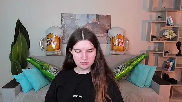 Snapshot of BonneyLove chatting on September 23, 5:27 pm BonneyLove online show from September 23, 5:27 pm