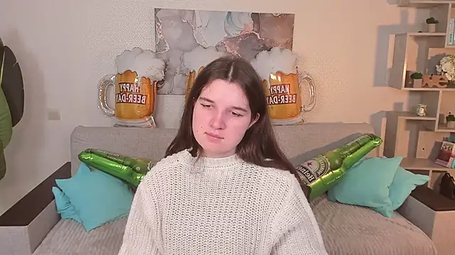 Snapshot of BonneyLove chatting on October 2, 8:49 pm BonneyLove online show from October 2, 8:49 pm