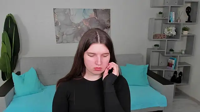 BonneyLove online show from February 15, 6:04 pm