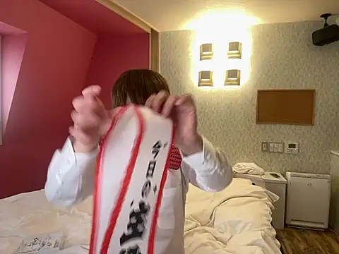 onimakura online show from April 14, 12:11 pm