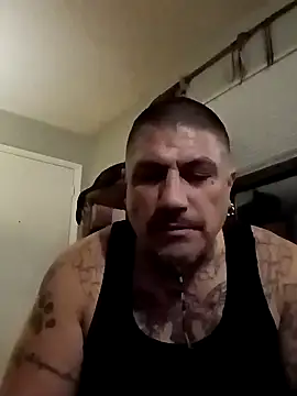 Snapshot of B_DOGG69 chatting on January 29, 3:44 am B DOGG69 online show from January 29, 3:44 am