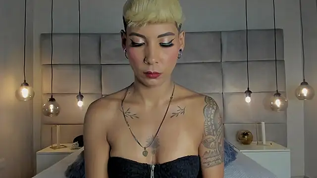 MiaMorgan  online show from January 26, 12:11 pm