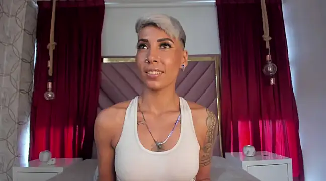 MiaMorgan  online show from February 15, 5:07 pm