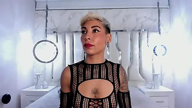 MiaMorgan  online show from February 25, 11:30 am