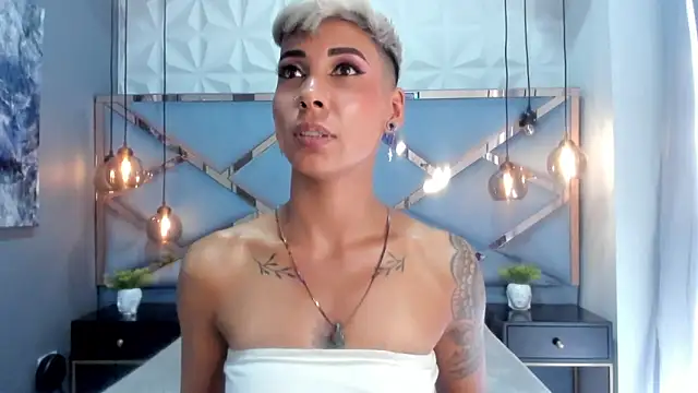 MiaMorgan  online show from March 2, 7:12 pm