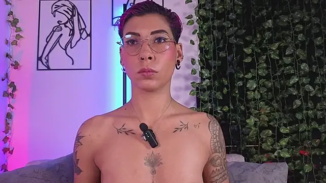 MiaMorgan  online show from December 21, 2:46 pm