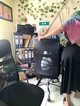 NAJWA-ARAB online show from December 9, 2:39 pm