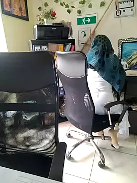 Snapshot of NAJWA-ARAB chatting on December 18, 5:31 pm NAJWA-ARAB online show from December 18, 5:31 pm