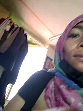 NAJWA-ARAB online show from March 18, 2:15 pm