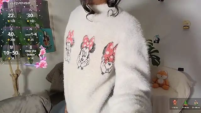 skyyfoxpraga online show from March 11, 8:04 pm