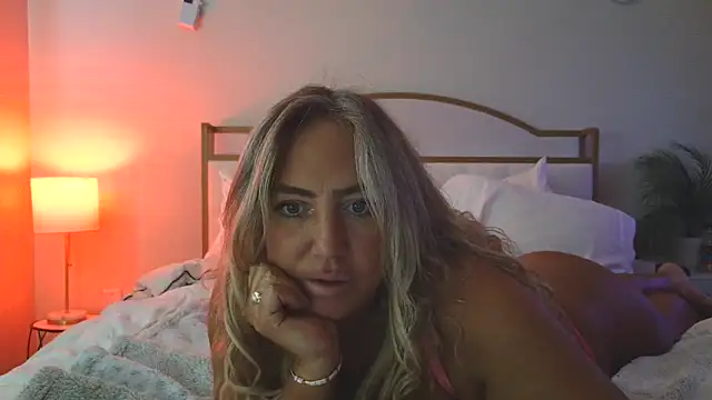 sunshinekisses online show from June 16, 2:41 pm