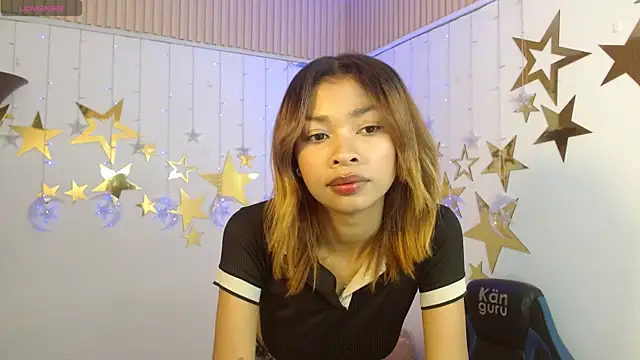 Perla prg online show from November 27, 7:05 pm