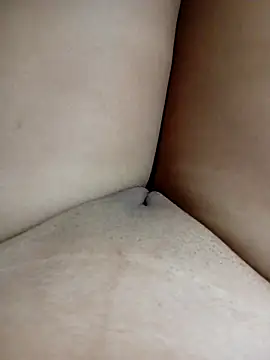 Khaleyssi online show from March 11, 11:59 pm