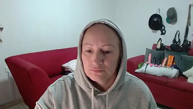 Snapshot of emperabigbootybigass chatting on February 20, 12:16 pm emperabigbootybigass online show from February 20, 12:16 pm
