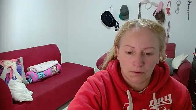 Snapshot of emperabigbootybigass chatting on March 9, 12:42 pm emperabigbootybigass online show from March 9, 12:42 pm