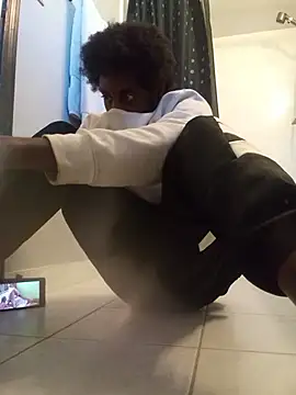 DevinToore online show from April 16, 11:29 pm