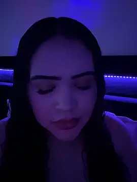 iTrapXXXBACKUP online show from March 5, 6:37 pm