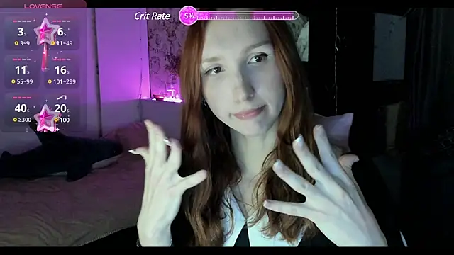 Snapshot of LisaIcon chatting on December 19, 10:45 am LisaIcon online show from December 19, 10:45 am