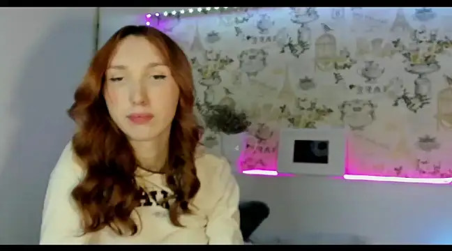 Snapshot of LisaIcon chatting on January 12, 3:49 am LisaIcon online show from January 12, 3:49 am